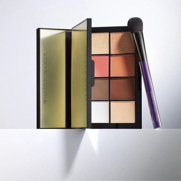 Kevyn Aucoin Sculpt & Define Contour Book IV NEW IN BOX - Picture 3 of 9
